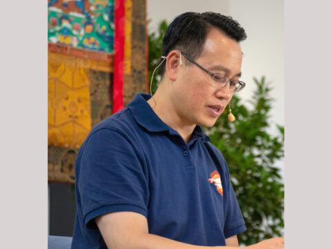 Großmeister Buyin Zheng unterrichtet bei der Qigong-Sommerakademie